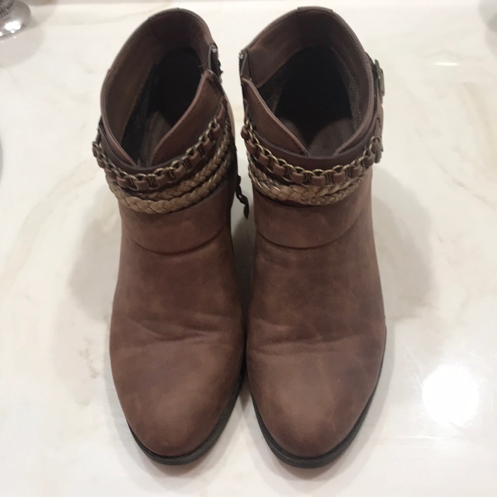 Sugar brown boots